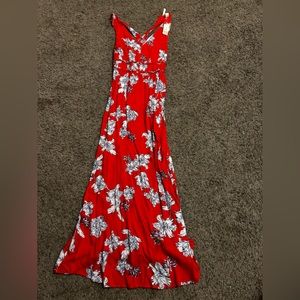 Red long flowery dress Size L